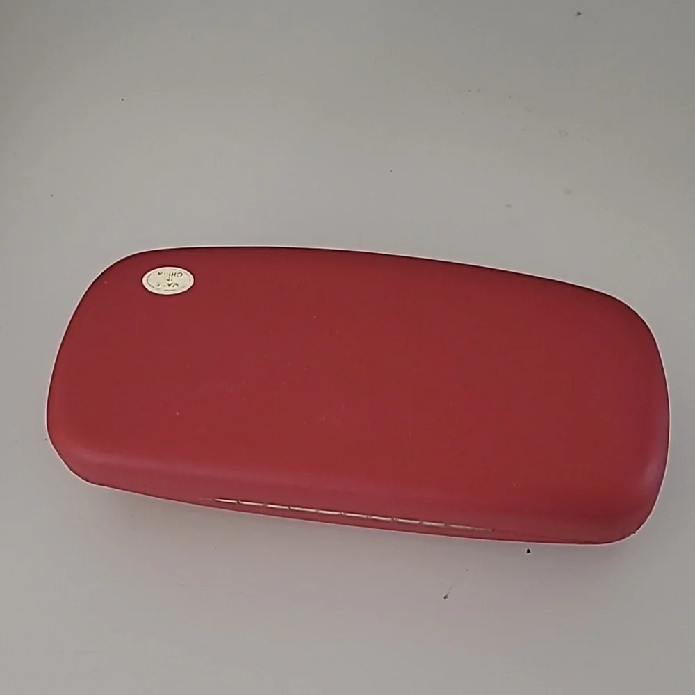 Elizabeth Arden Red Sunglasses Clamshell Case